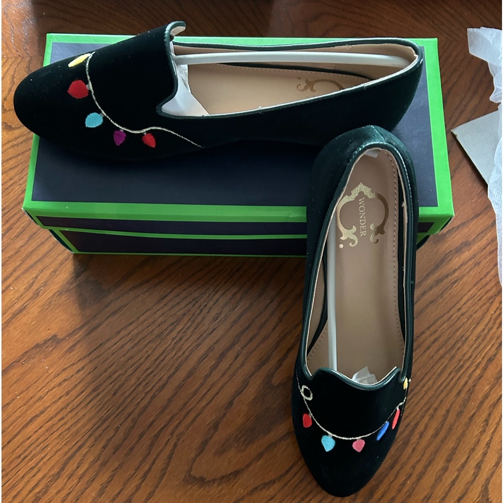 C.Wonder Merry velvet, green smoking flats size 7 brand new inbox